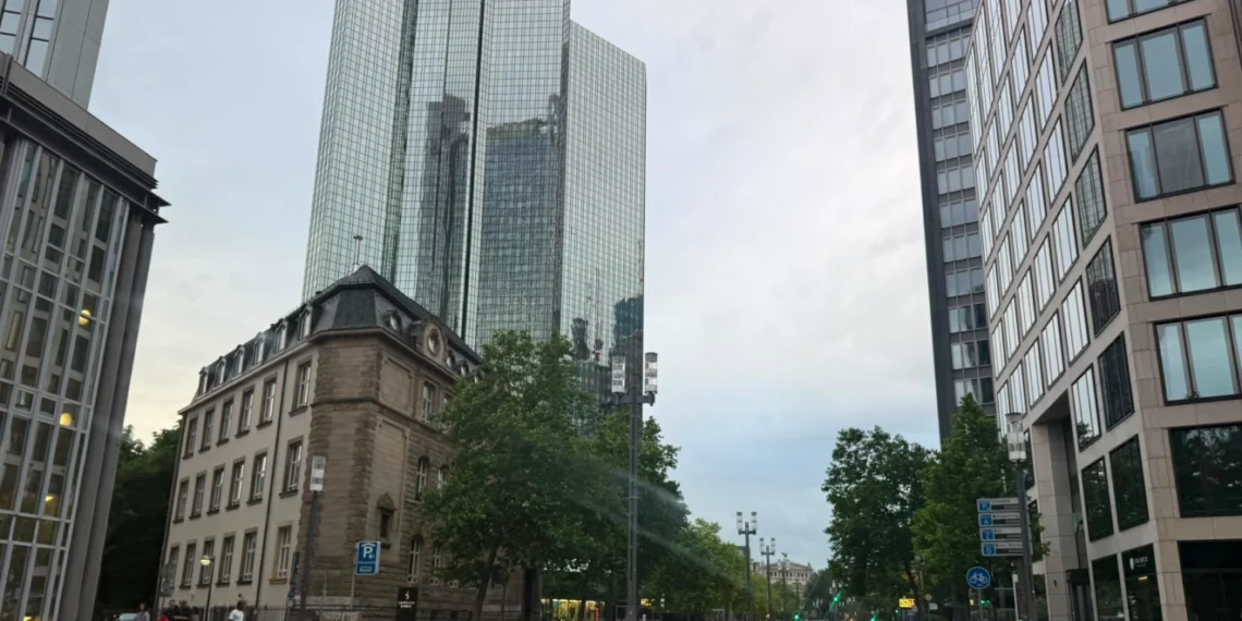 Frankfurt pamti žrtve nasilja: Porodice traže odgovornost za migracionu politiku