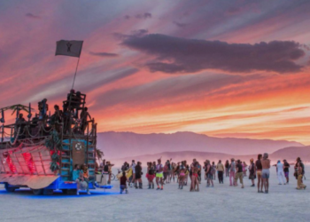 Burning Man puni 40 godina: Grad od 70.000 ljudi niče u pustinji, ali festival više nije ono što je bio