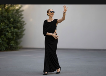 Céline Dion u crnoj Balenciaga haljini zapalila Pariz: Svi gledaju jedan detalj