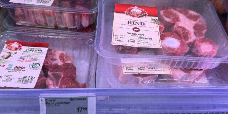 Pola milijarde kilograma strane govedine u Nemačkoj: Evo šta kupci treba da pogledaju na deklaraciji