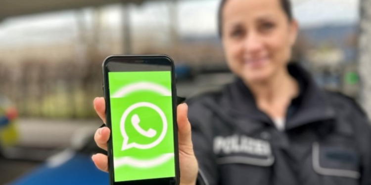 Nemačke službe čitaju poruke na aplikacijama Whatsapp i Signal