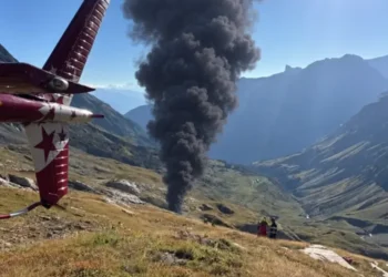 Tragedija u Švajcarskoj: Avion udario u planinu, troje poginulo