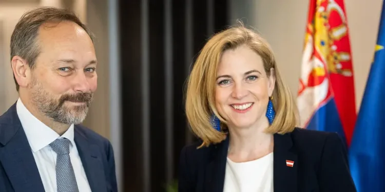 Beate Majnl-Rajzinger tokom posete Beogradu