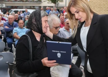 Ne zaboravljamo naše heroje: Borcima uručene spomenice u Bosilegradu