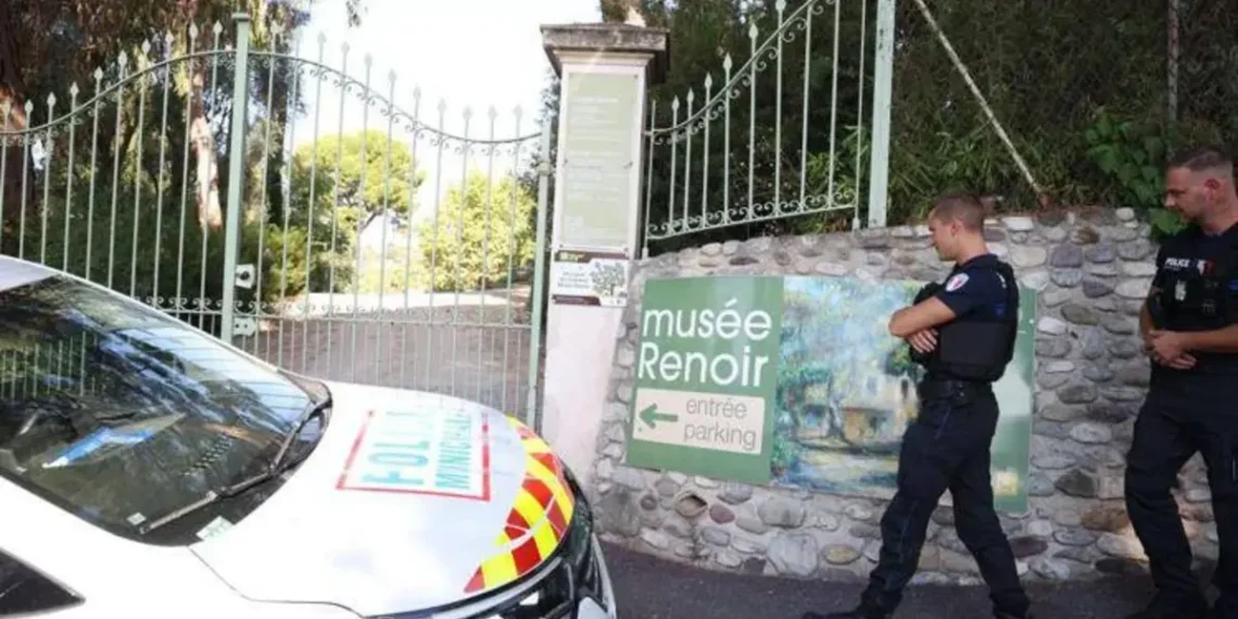 Lopovi upali u Muzej Renoar: Nestala dela vredna devet miliona evra