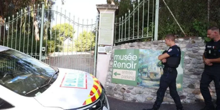Lopovi upali u Muzej Renoar: Nestala dela vredna devet miliona evra