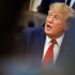Donald Tramp odgovara na pitanja novinara u Beloj kući