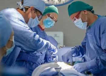 Nove metode protiv raka: Hirurzi iz regiona razmenili iskustva u Novom Sadu