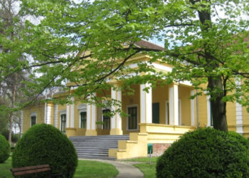 Dvorac Dunđerskih u Hajdučici: Od porodice Damaskin do mondenskog okupljališta srpske elite