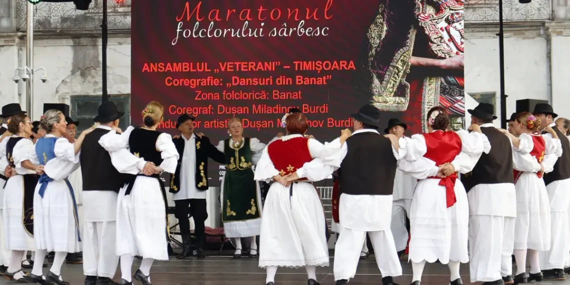 Temišvar postao pozornica srpske tradicije: Zaigralo 16 društava