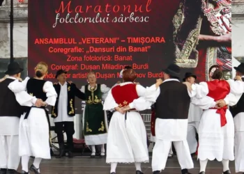 Temišvar postao pozornica srpske tradicije: Zaigralo 16 društava