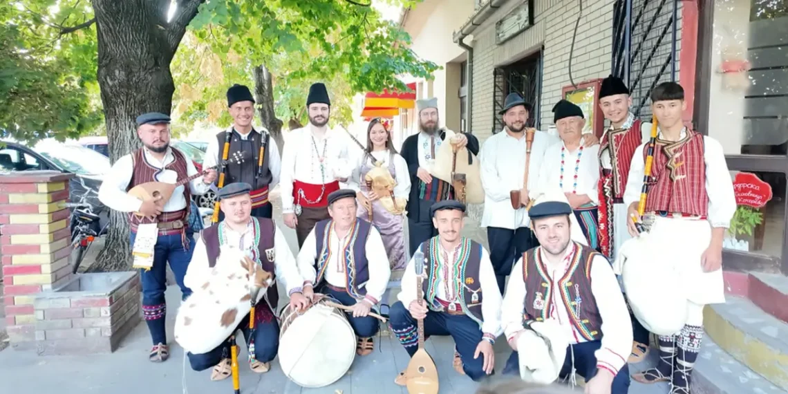 Zvuci tradicije u Kačarevu: Održan jubilarni Susret gajdaša