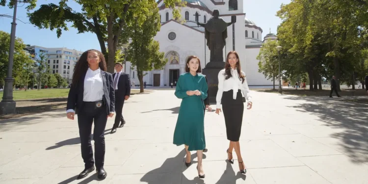 Supruga predsednika Uzbekistana sa Tamarom Vučić otkrila riznice Beograda