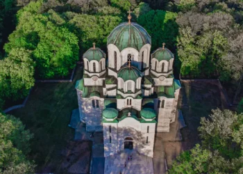 Srce Šumadije čuva Karađorđevo nasleđe: Topola slavi Dan opštine