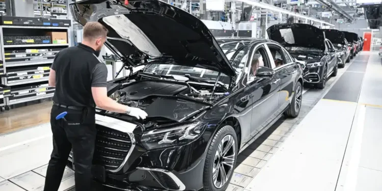 Proizvodnja Mercedesove S-klase u fabrici 56 u Sindelfingenu