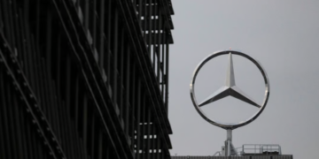 Mercedes preti radnicima: Radite više ili zatvaramo fabriku