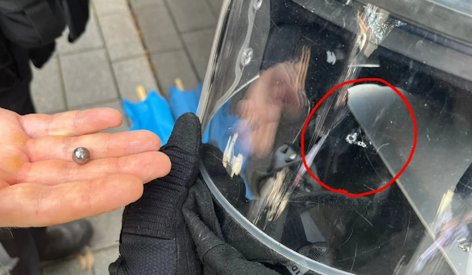 Haos na protestu „Mir za sve na svetu“: U Kelnu policajci gađani čeličnim kuglama