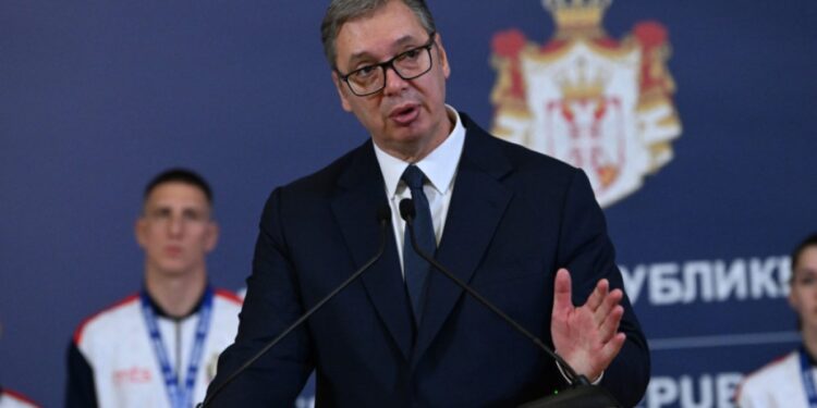 Predsednik Vučić prima osvajače medalja na Evropskom prvenstvu u boksu