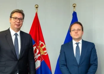 Predsednik Vučić tokom sastanka u Evropskoj komisiji
