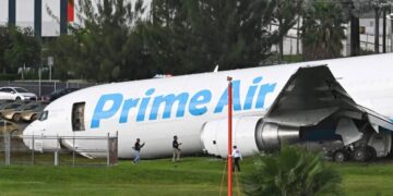 Majami: Pet osoba poginulo nakon što je avion kompanije Amazon izleteo sa piste