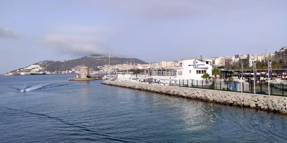 Pogled na Seutu i luku