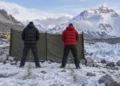 Everest se topi zbog mokraće: Za sezonu nestanu 154 tone leda