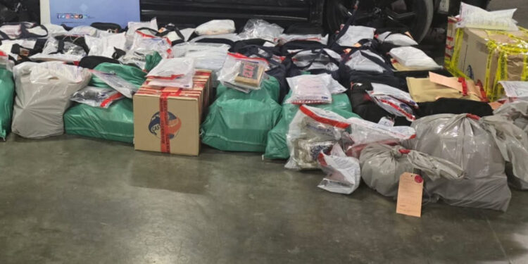 Narko-konvoj udario u policiju: Zaplenjeno 930 kilograma kokaina