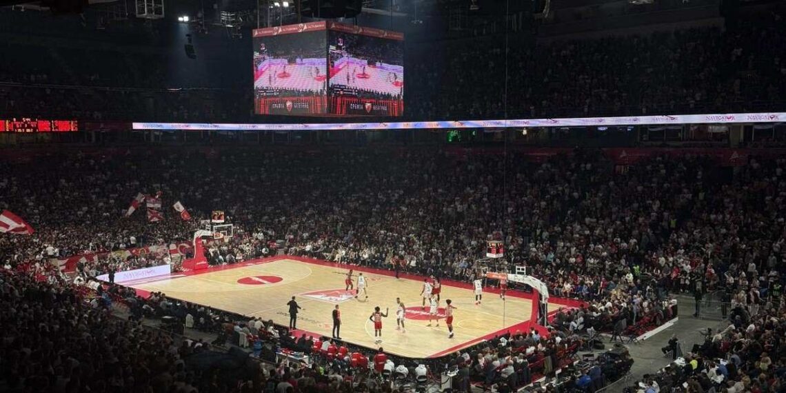 Crvena zvezda pobedila Bajern u Areni: Crveno-beli slavili sa 30 poena razlike