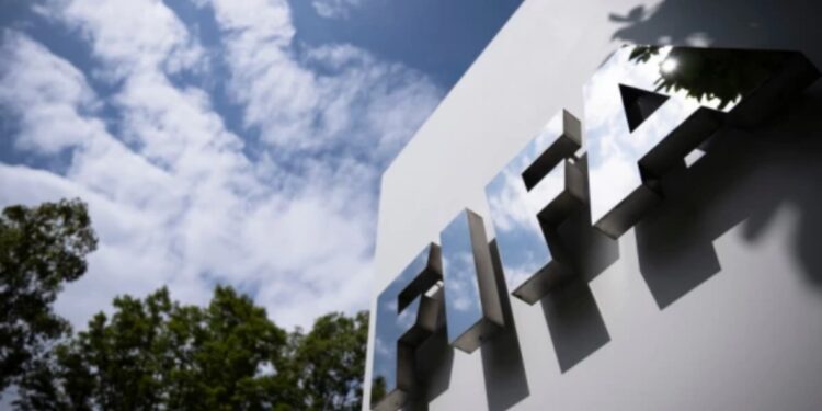Infantino pod pritiskom: UEFA traži odgovore o milionima i poslovanju FIFA