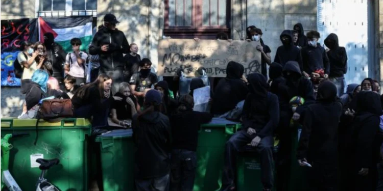 Blokade škola stigle i u Berlin: U Francuskoj već 130 zatvorenih