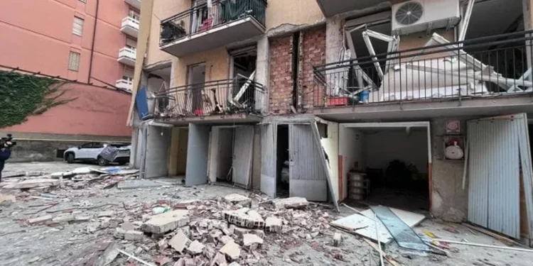 Snažna eksplozija u Italiji: Žena se bori za život, evakuisano više desetina stanara