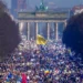 Ko šalje mlade na ulice Berlina? Aktivisti otišli, nejasno ko vodi protest