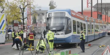 Tragedija u Cirihu: Tramvaj pregazio ženu dok je prelazila šine