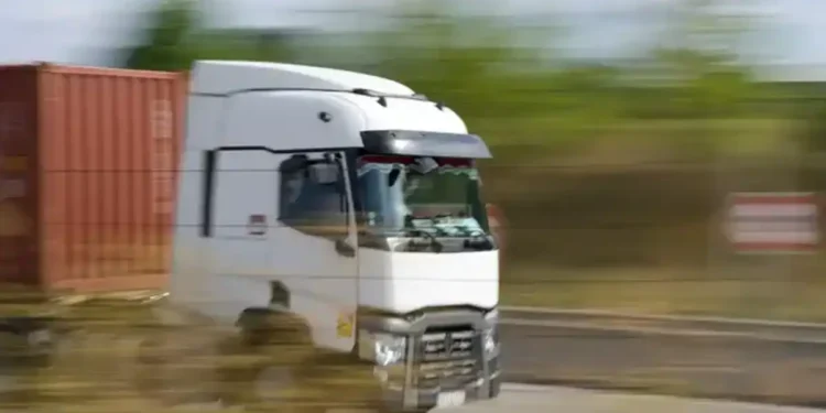Aluminijumske šipke pripremljene za transport