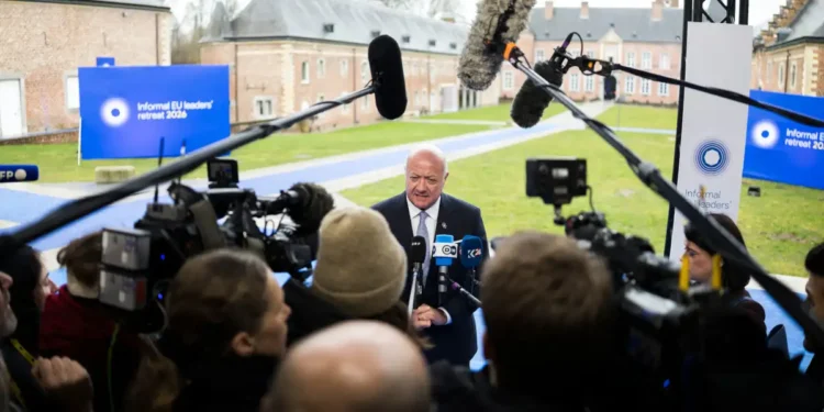 Austrijski kancelar Kristijan Štoker govori medijima na samitu Evropske unije