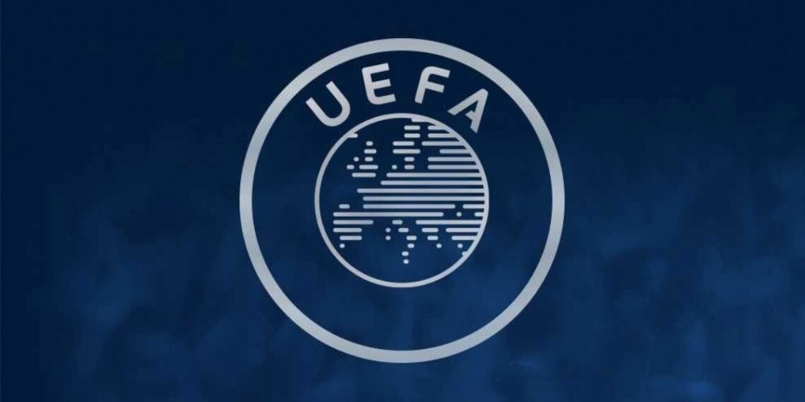 UEFA kaznila Crvenu zvezdu sa 83.500 evra i zatvaranjem dela severne tribine