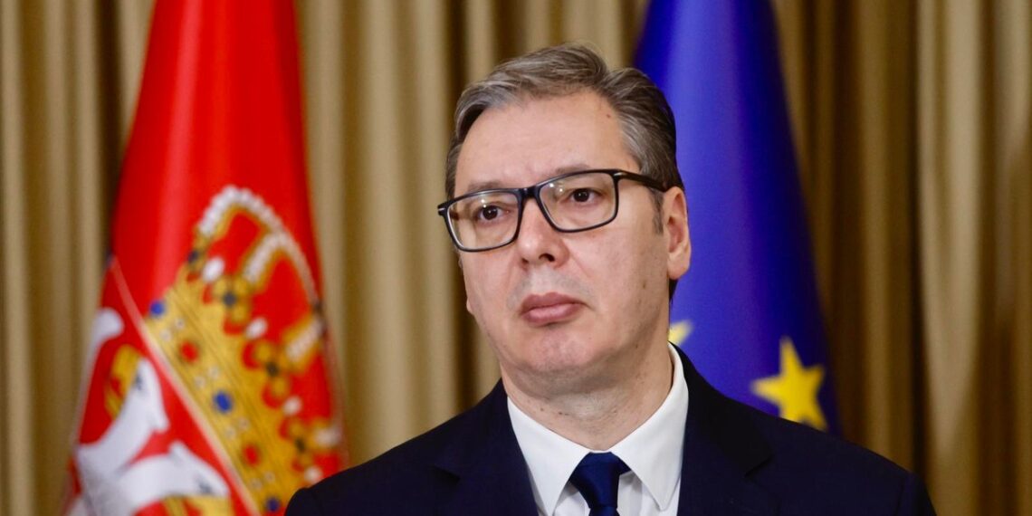 Aleksandar Vučić tokom televizijskog obraćanja